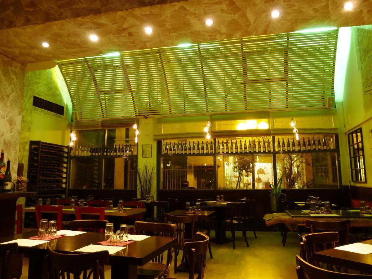 Winespa Oasis In Athens ! Atenas Exterior foto